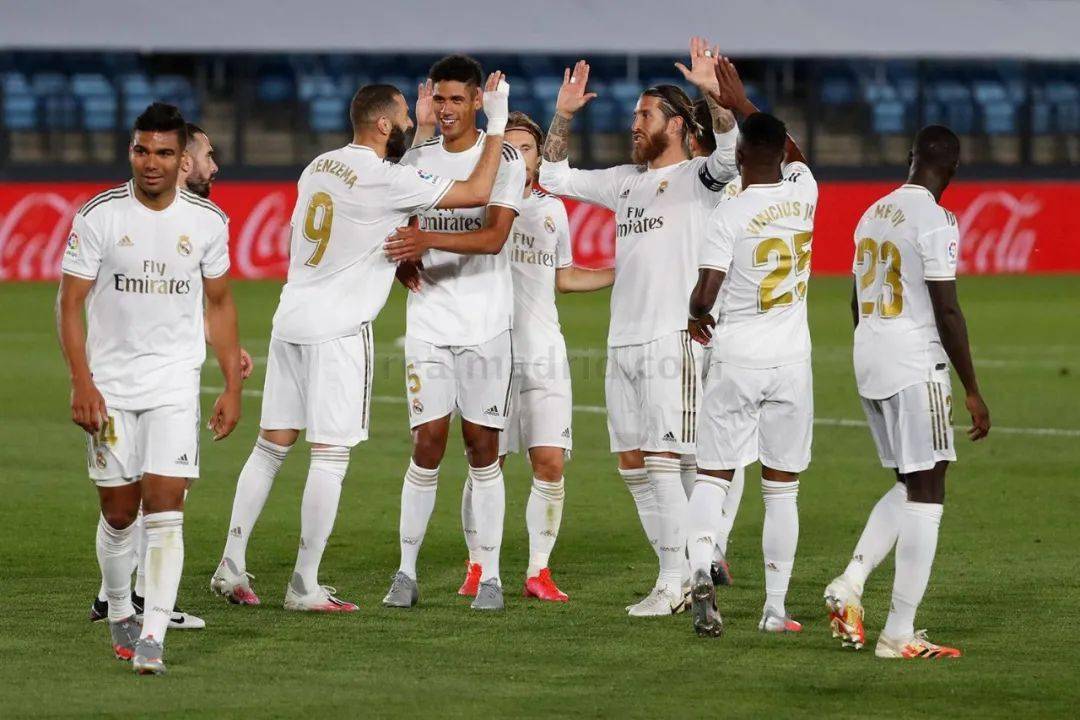 的收益则根 的收益则根