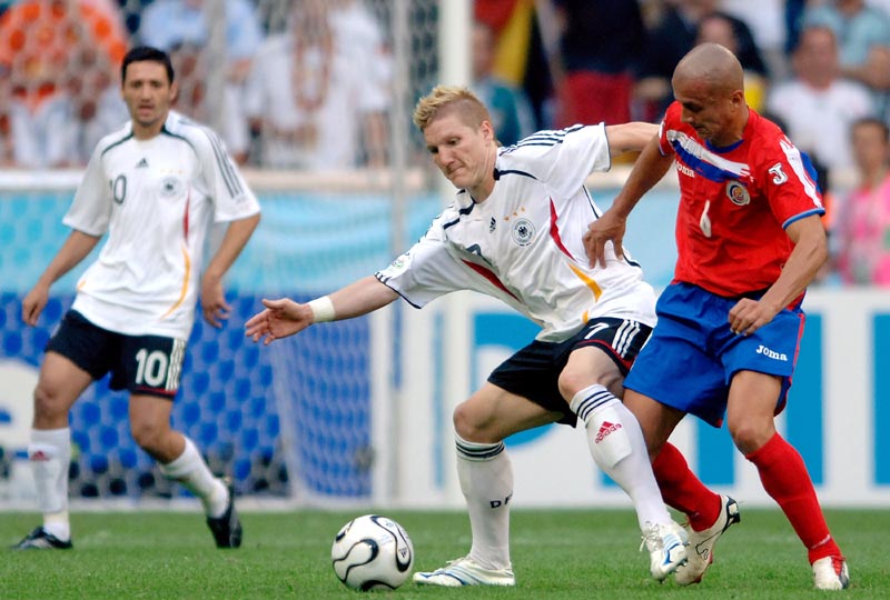 现代足球中 现代足球中