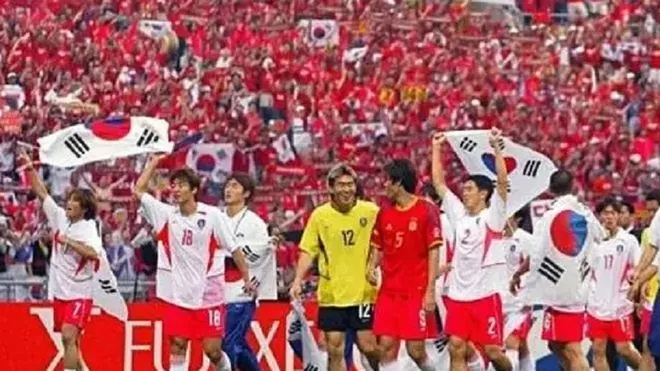 轻化的一个 轻化的一个