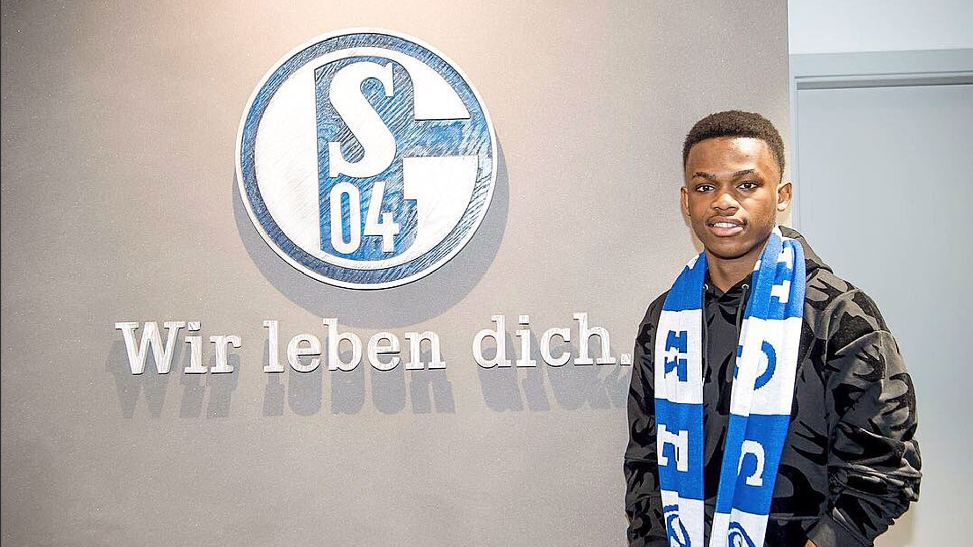 一个显著例 一个显著例